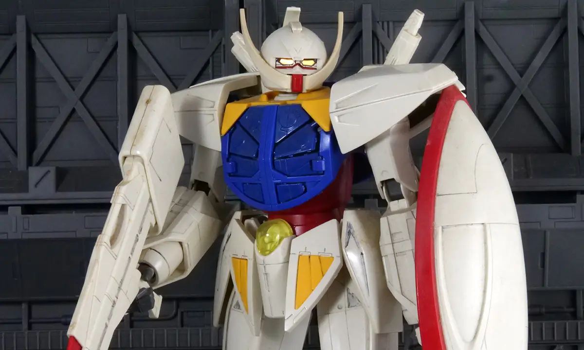1:100 ∀ Gundam