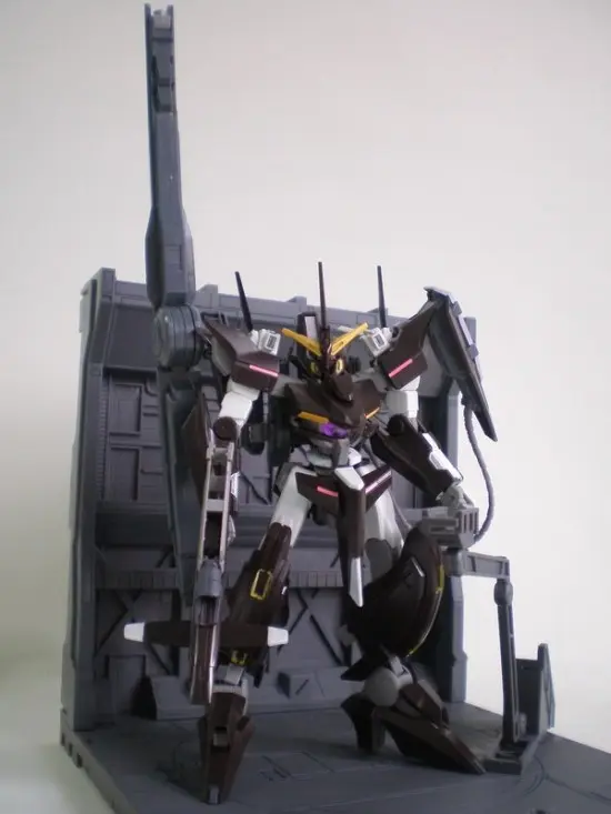 [HG] GNW-001 GUNDAM THRONE EINS